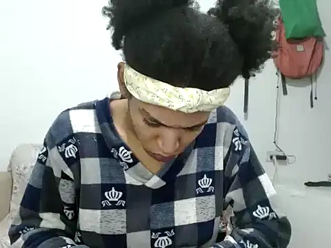 miriam775 online show from 09/28/25, 07:47