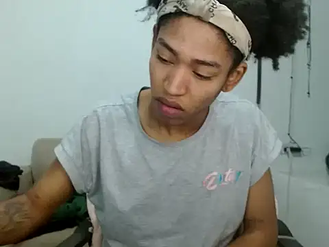 miriam775 online show from 09/29/25, 11:15