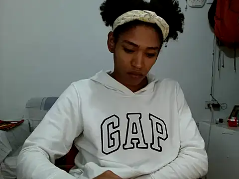 miriam775 online show from 10/02/25, 03:57