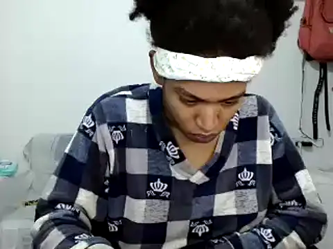 miriam775 online show from 10/21/25, 11:00