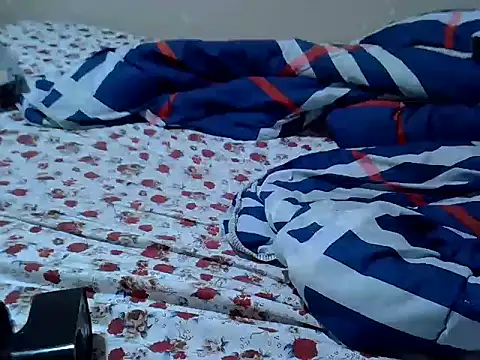 Just Karu online show from 04/22/26, 09:05