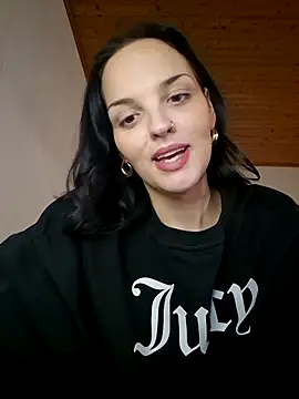 Snapshot of Jujuicy_97 chatting on 02/01/25, 07:47 Jujuicy 97 online show from 02/01/25, 07:47