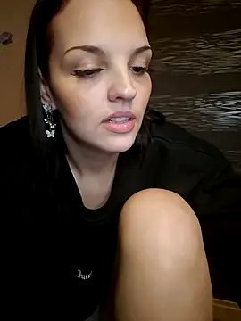 Snapshot of Jujuicy_97 chatting on 02/21/25, 04:26 Jujuicy 97 online show from 02/21/25, 04:26
