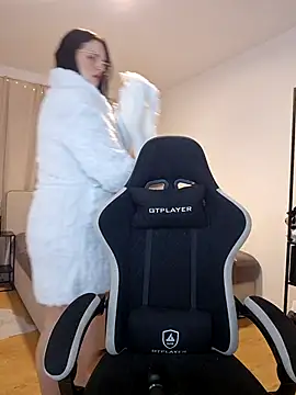 Jujuicy 97 online show from 11/08/25, 05:23