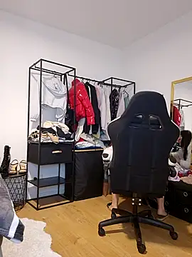 Jujuicy 97 online show from 11/10/25, 07:13