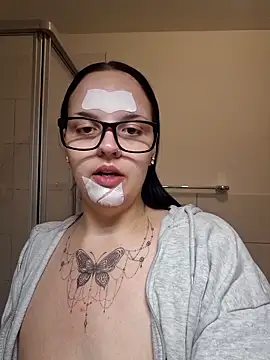 Jujuicy 97 online show from 04/07/26, 08:09