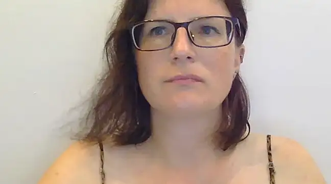 Snapshot of CrimsonMistress chatting on 01/07/25, 12:03 CrimsonMistress online show from 01/07/25, 12:03