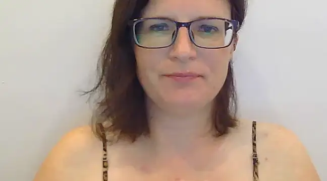 Snapshot of CrimsonMistress chatting on 01/14/25, 12:11 CrimsonMistress online show from 01/14/25, 12:11