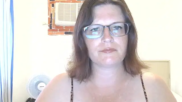 CrimsonMistress online show from 04/17/26, 10:46