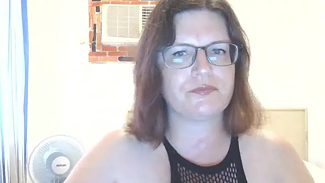 CrimsonMistress online show from 04/22/26, 10:44