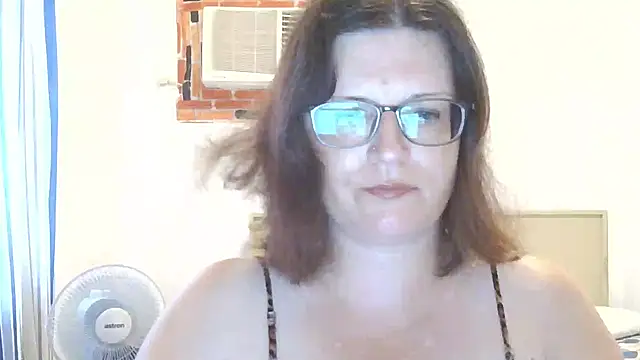 CrimsonMistress online show from 04/23/26, 10:45