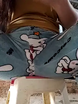 JasminePham online show from 01/20/25, 07:25