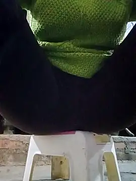 JasminePham online show from 01/21/25, 08:08