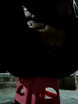 JasminePham online show from 03/01/25, 11:47