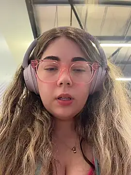 Snapshot of brooklynivy chatting on 06/30/26, 12:39 brooklynivy online show from 06/30/26, 12:39