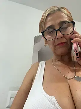 anastasia and jordan online show from 04/19/26, 06:32