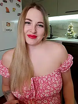 Snapshot of Cute_Hot_Alice chatting on 01/11/25, 08:21 Cute Hot Alice online show from 01/11/25, 08:21
