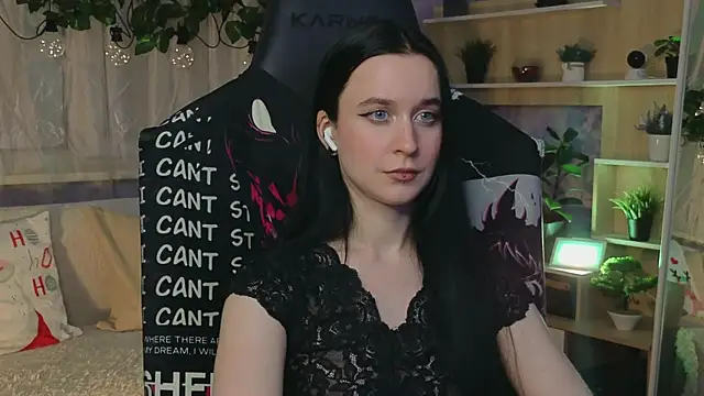 KiraLiLime online show from 03/09/25, 09:36