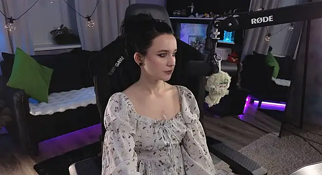 KiraLiLime online show from 03/08/26, 10:02