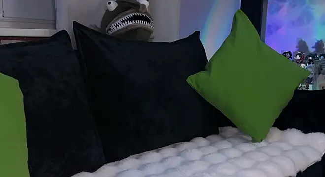 KiraLiLime online show from 03/12/26, 07:20