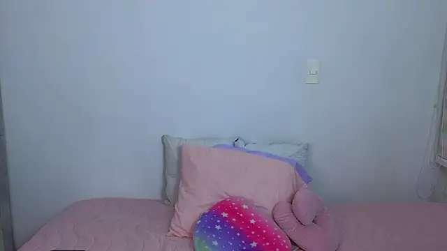 Lorenne Miller online show from 01/19/25, 12:28