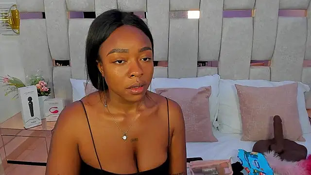 mia schwarz online show from 01/18/25, 07:48