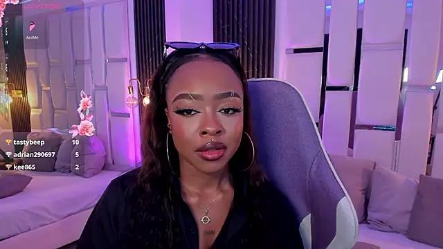 mia schwarz online show from 11/08/25, 03:23