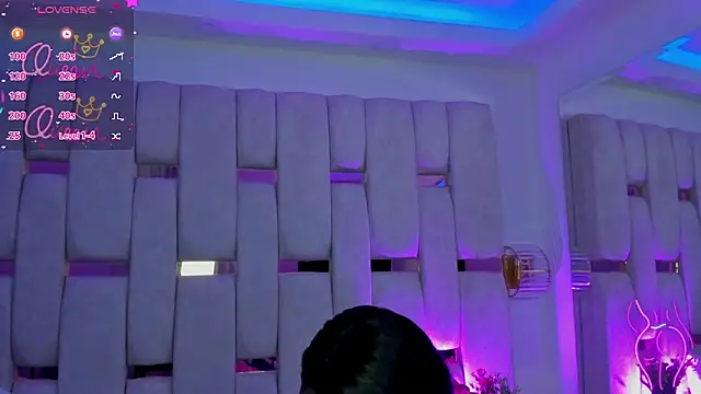 mia schwarz online show from 03/11/26, 09:54