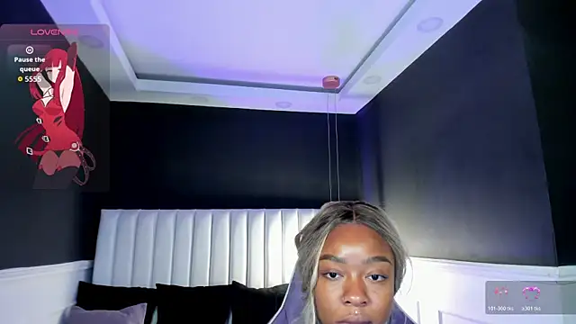 mia schwarz online show from 04/07/26, 11:43