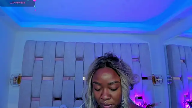 mia schwarz online show from 04/08/26, 09:48