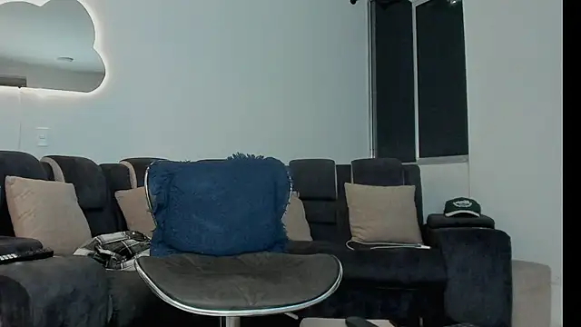 Snapshot of davis_alx1 chatting on 03/01/25, 12:28 davis alx1 online show from 03/01/25, 12:28