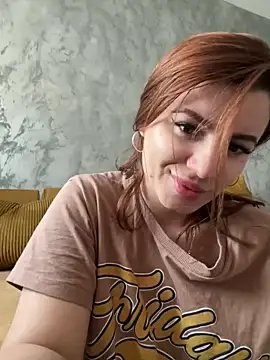 Snapshot of MayaMR chatting on 02/10/25, 02:48 MayaMR online show from 02/10/25, 02:48