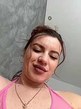 Snapshot of MayaMR chatting on 03/12/25, 05:35 MayaMR online show from 03/12/25, 05:35