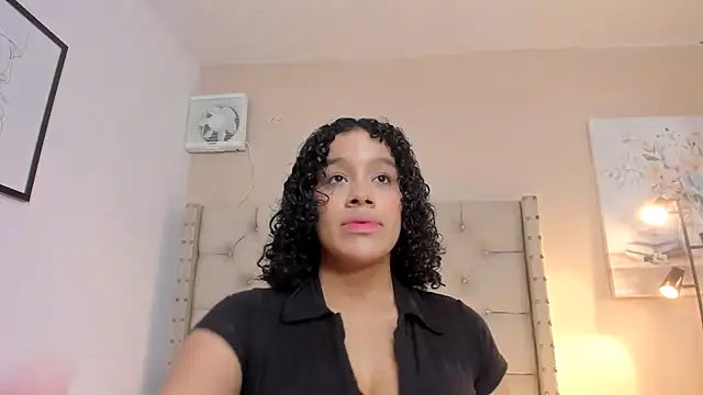 vanesasexyhot21 online show from 10/06/25, 02:42