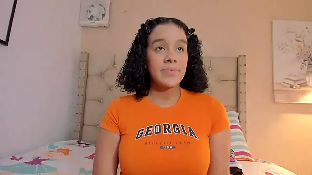 vanesasexyhot21 online show from 10/13/25, 02:33