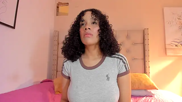 vanesasexyhot21 online show from 02/10/26, 02:15