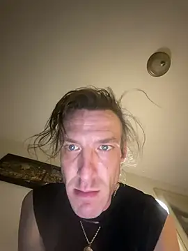 kikiwonderbar online show from 02/20/26, 09:54