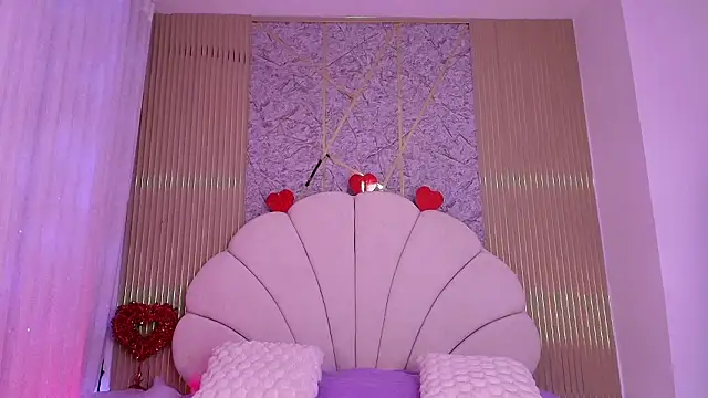 Snapshot of aisha_sh chatting on 03/02/26, 12:01 aisha sh online show from 03/02/26, 12:01