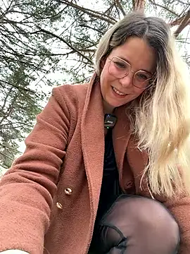 EmyLana online show from 03/07/26, 07:38