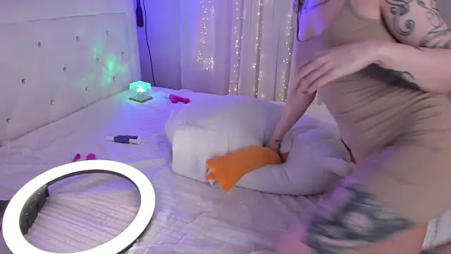 Natural pussy online show from 03/07/25, 08:22