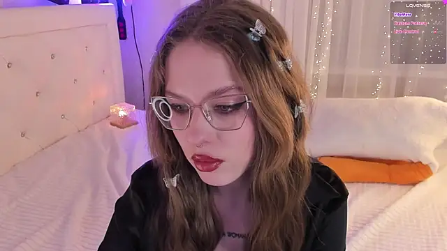 Natural pussy online show from 03/18/25, 06:37