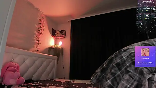 Natural pussy online show from 12/21/25, 06:53