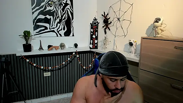 Daemon21 online show from 11/10/25, 01:37