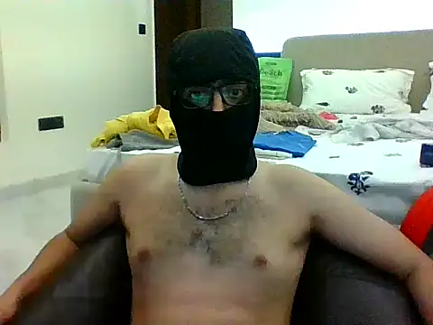 Snapshot of DelhiDick69 chatting on 07/25/26, 04:37 DelhiDick69 online show from 07/25/26, 04:37