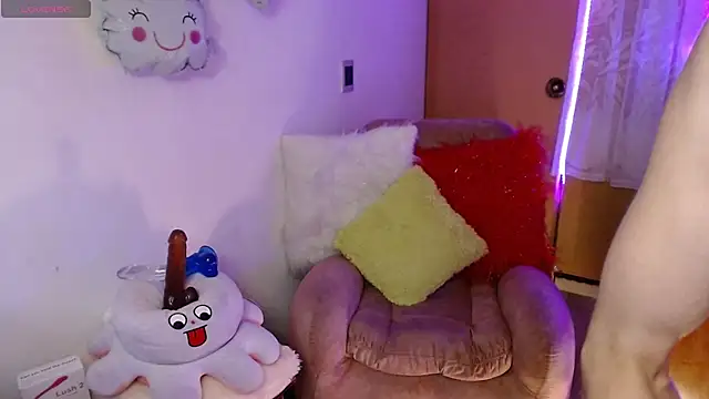 Angelina896 online show from 12/21/25, 05:14