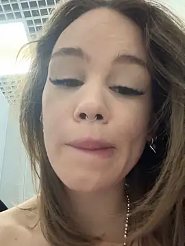 Street young online show from 03/21/25, 04:29