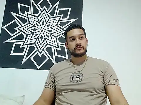 Snapshot of _CHRIS-DENNIS_ chatting on 04/05/26, 02:09 CHRIS-DENNIS online show from 04/05/26, 02:09