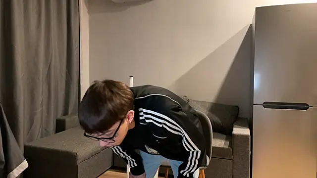 anahori  simon online show from 10/09/25, 10:41