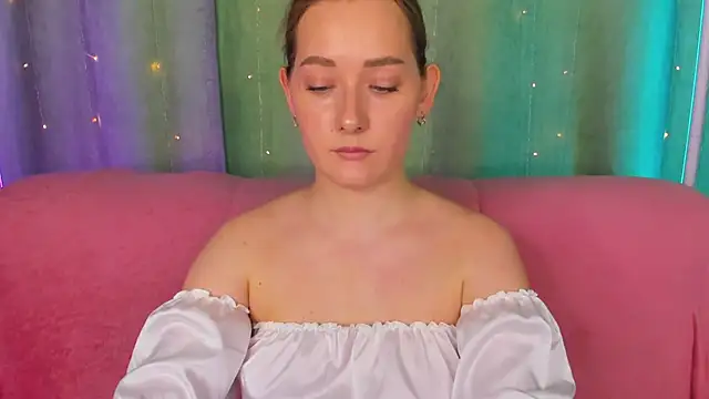 AlinaVice online show from 04/07/26, 01:50