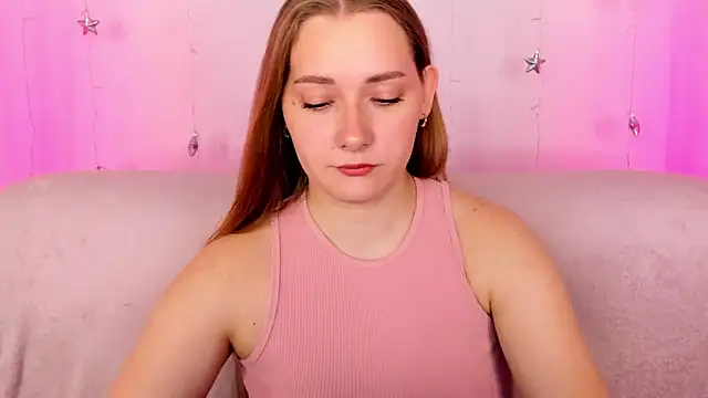 AlinaVice online show from 04/13/26, 01:22